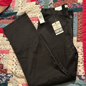 New with tag Guess Jeans black Comfort dress pants, size 33